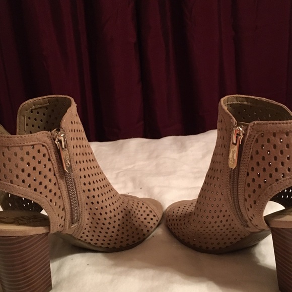 🔥🔥NWOT Sam Edelman Beige Zipper Ankle Boot 🌸 - Picture 4 of 6